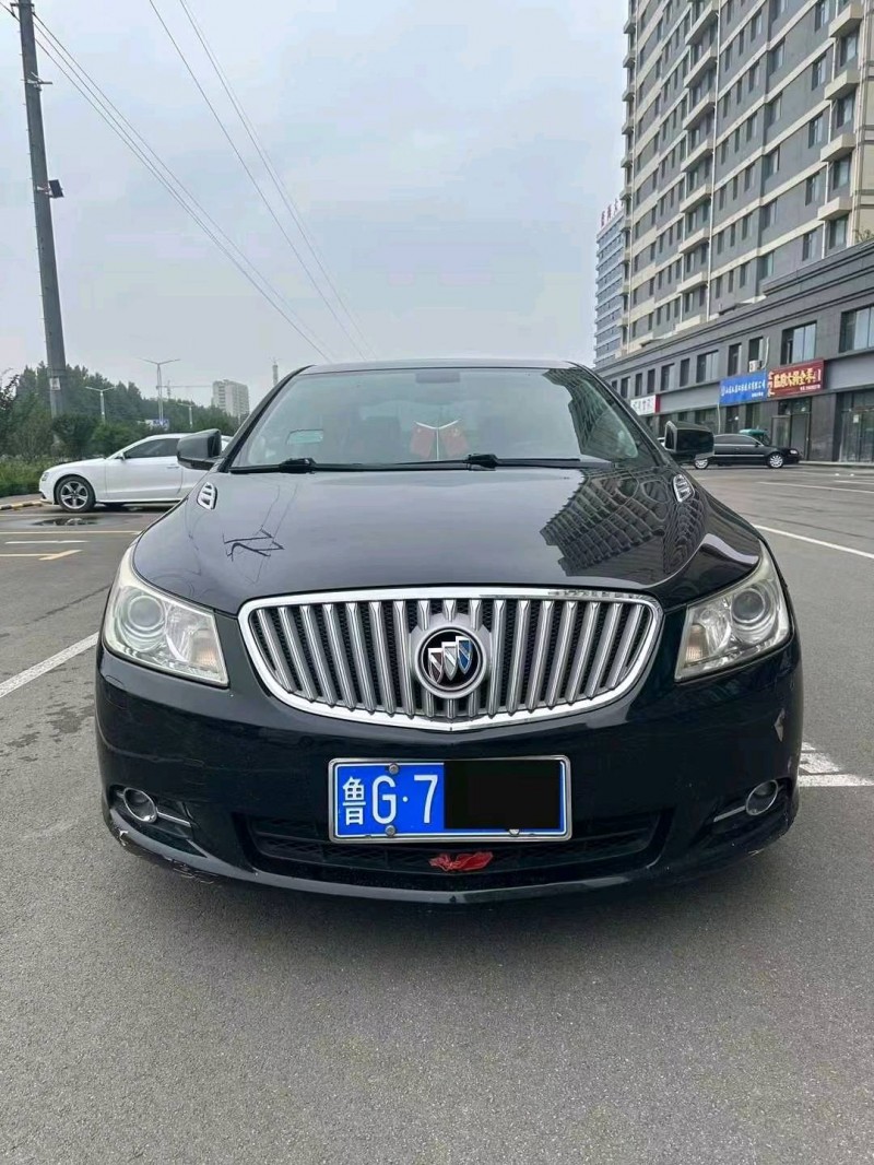 东营11年别克君越1