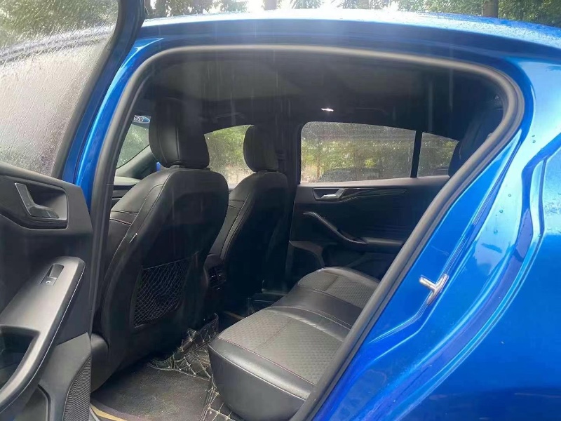 深圳20年福特福克斯6