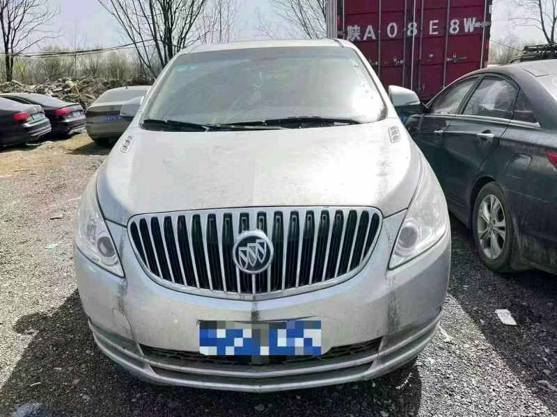 枣庄12年别克GL81