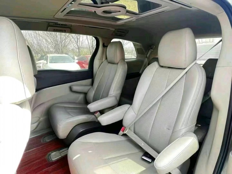 枣庄12年别克GL88