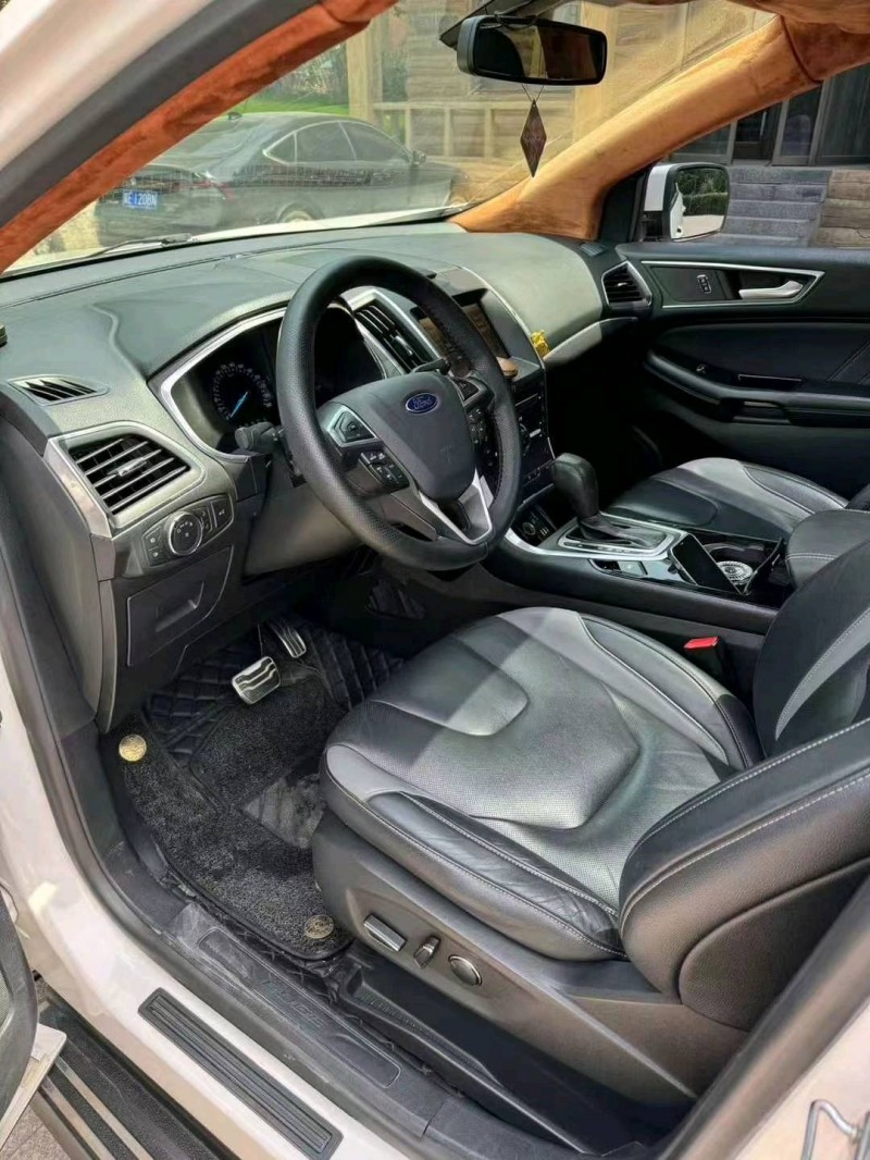 邢台15年福特锐界4