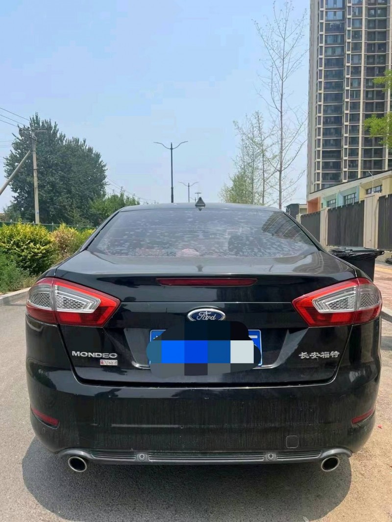 保定12年福特蒙迪欧-致胜5