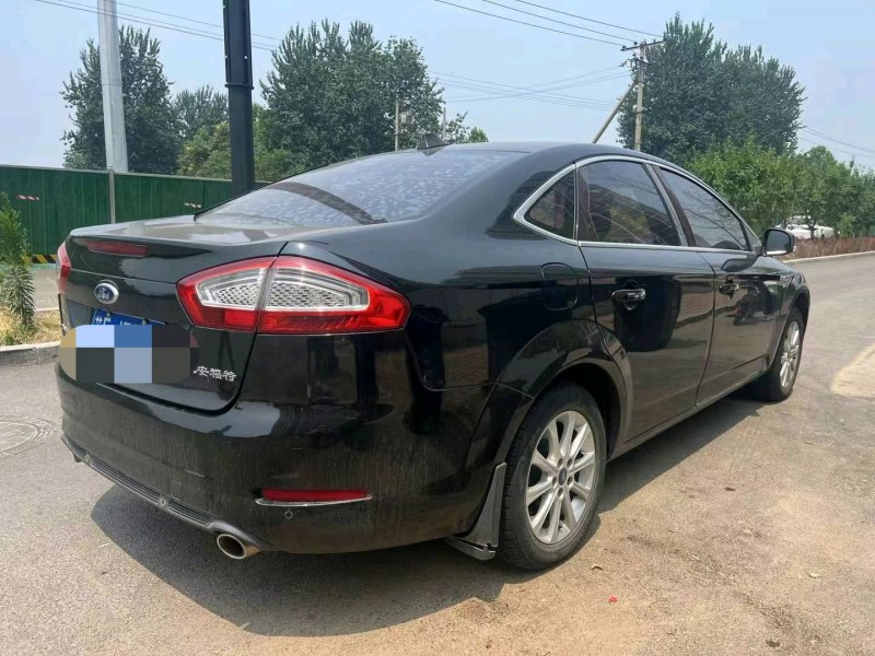 保定12年福特蒙迪欧-致胜8