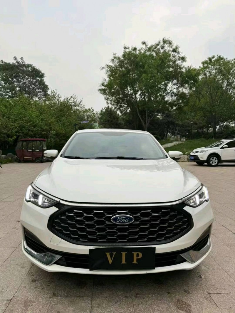 邢台21年福特福睿斯1