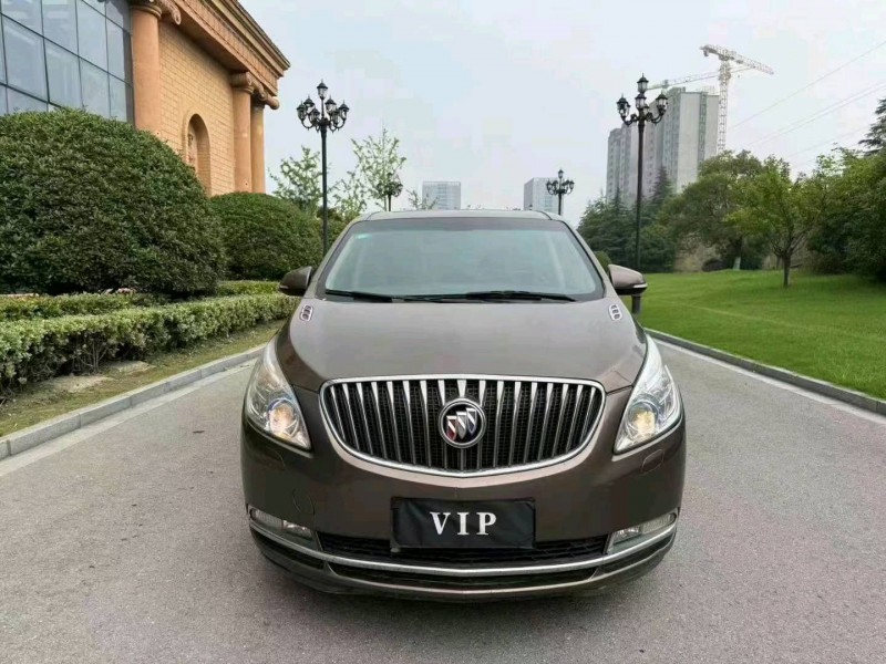 苏州15年别克GL81