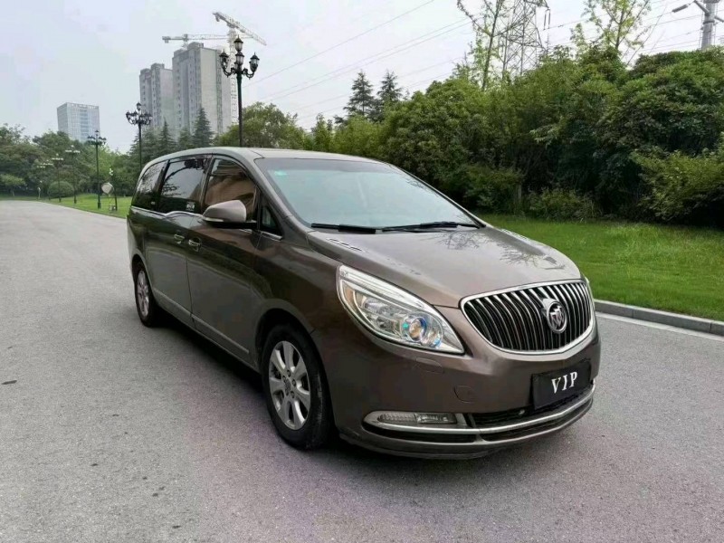 苏州15年别克GL82