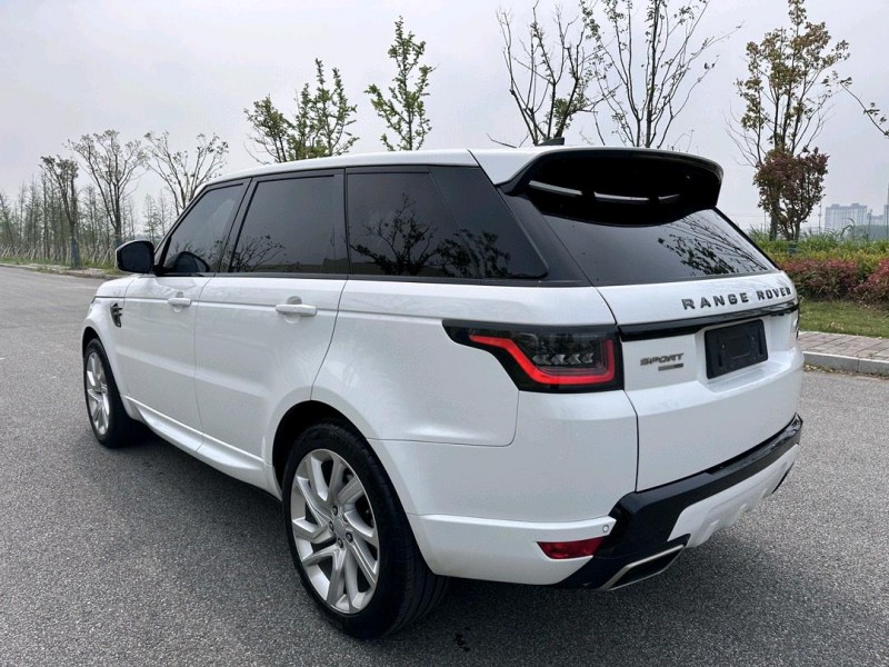 盐城19年路虎揽胜运动9