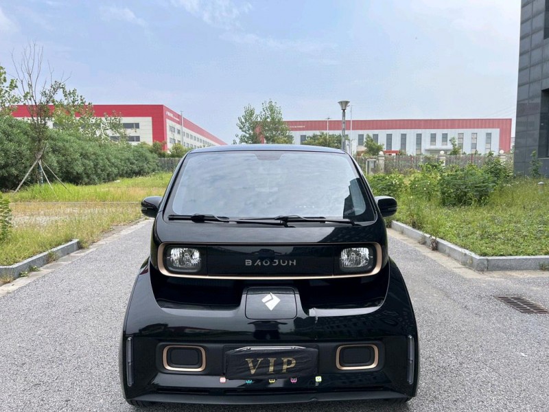 鹽城22年寶駿KIWI1