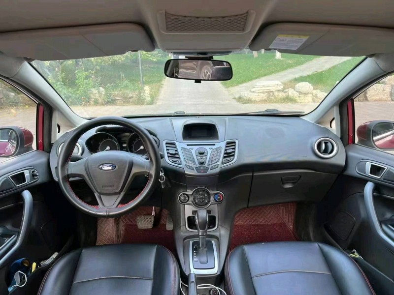 邢台14年福特嘉年华7