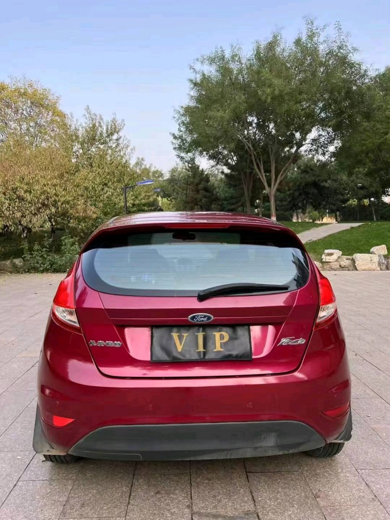 邢台14年福特嘉年华9