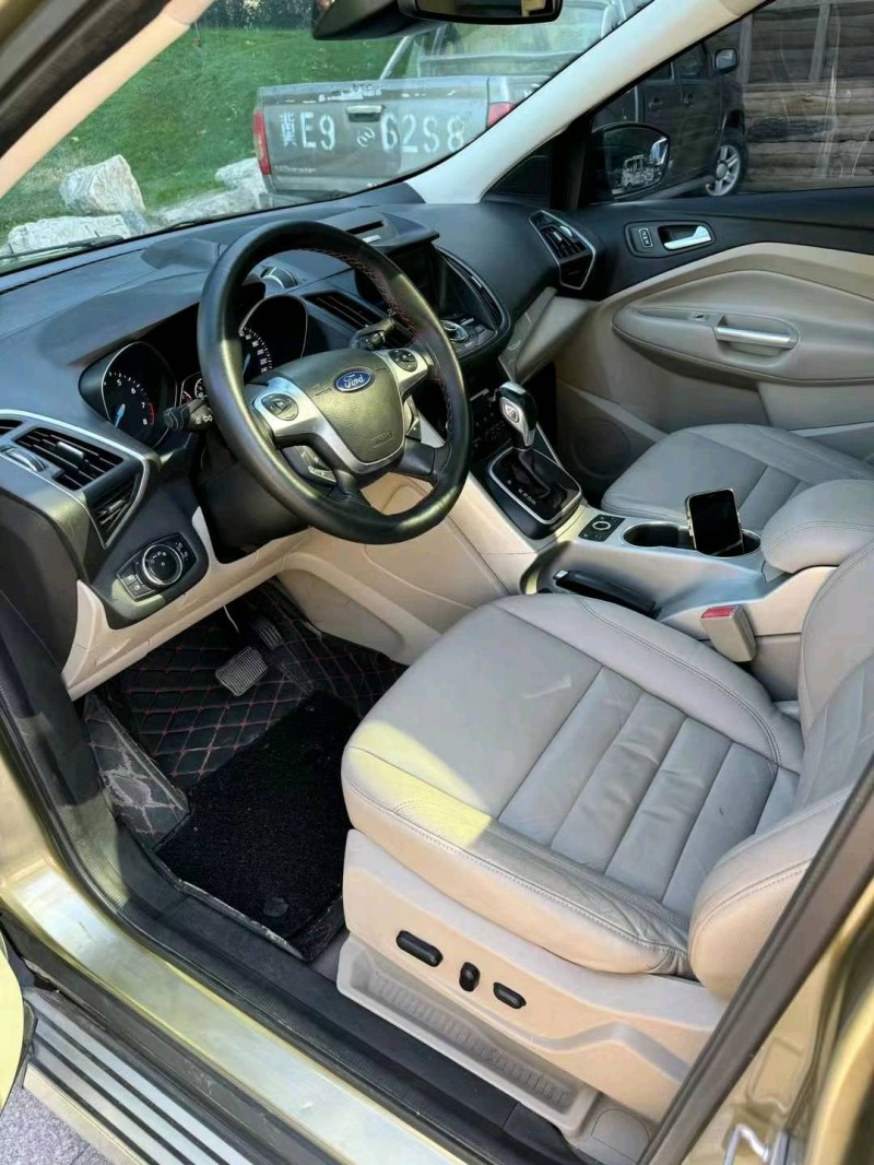 邢台13年福特翼虎4