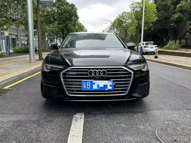 深圳21年奥迪A6L1