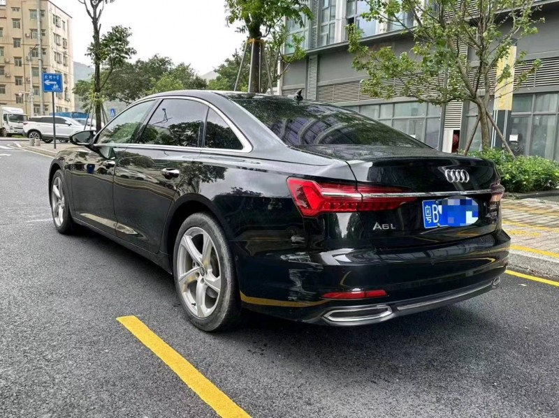 深圳21年奥迪A6L8