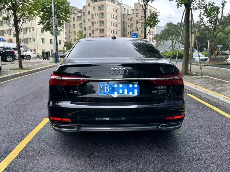 深圳21年奥迪A6L9
