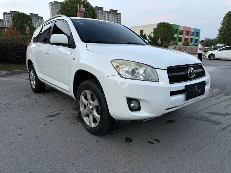 徐州12年丰田RAV42