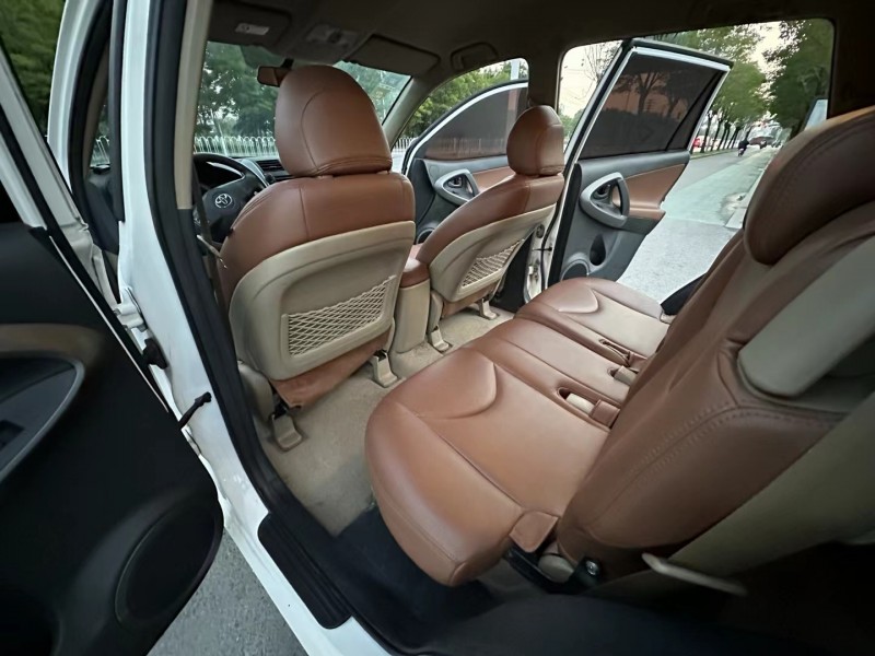 徐州12年丰田RAV45