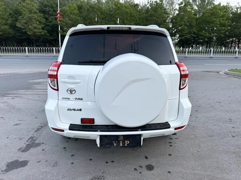 徐州12年丰田RAV49