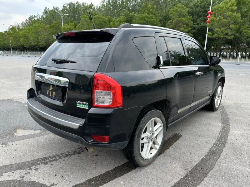 徐州13年Jeep指南者8