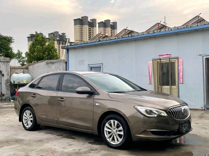 济宁16年别克英朗2