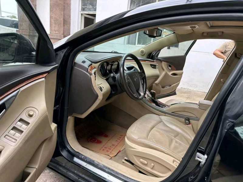 徐州13年别克君越4