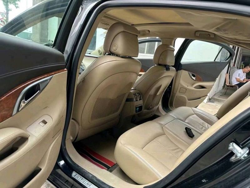 徐州13年别克君越8