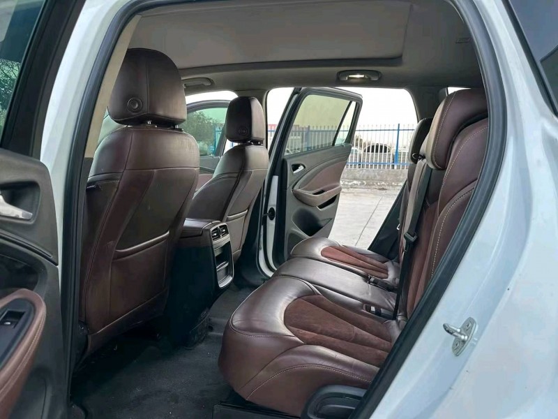 徐州16年别克昂科威7