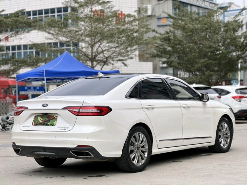 东莞20年福特金牛座8