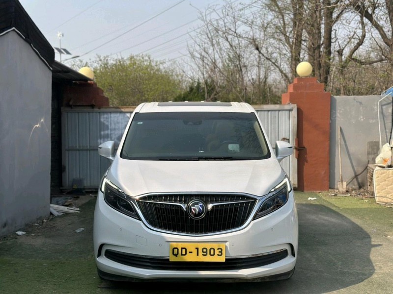 青岛21年别克GL81