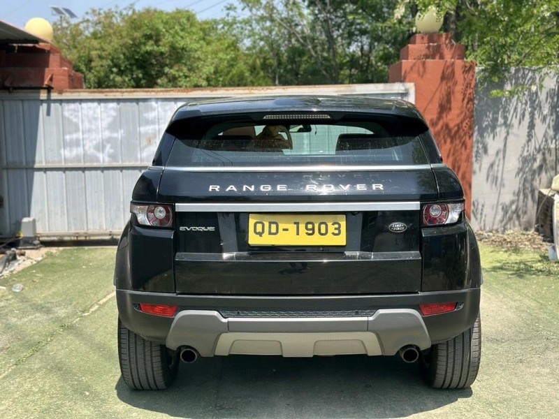 青岛14年路虎极光8