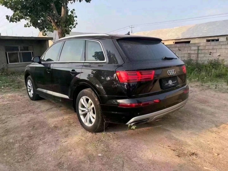 济南17年奥迪Q73