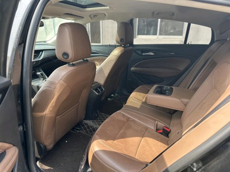 青岛20年别克君威5