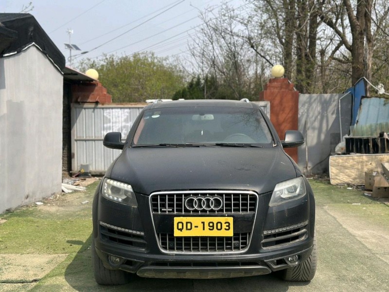 青岛11年奥迪Q71