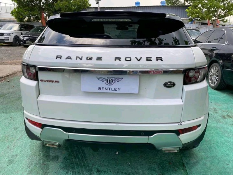 广州12年路虎极光5