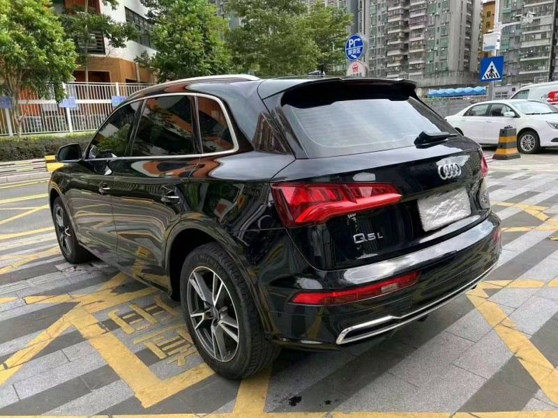 广州20年奥迪Q57