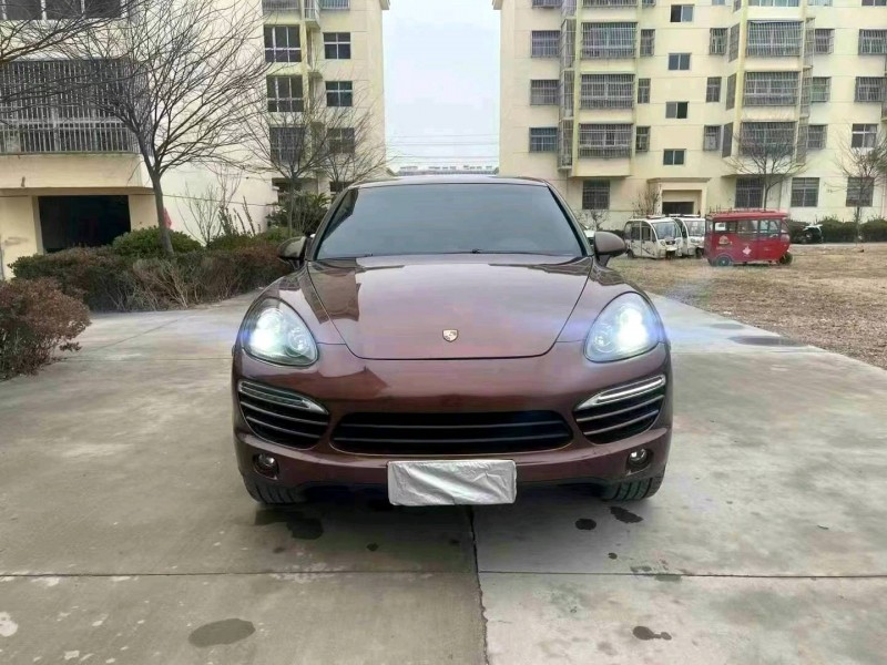 徐州11年保时捷卡宴1