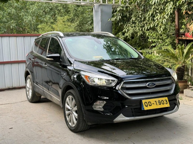 青岛18年福特翼虎3