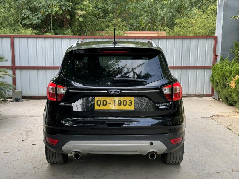 青岛18年福特翼虎6