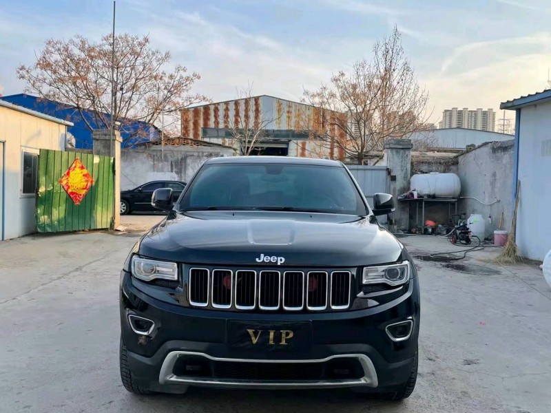 济宁14年Jeep大切诺基1
