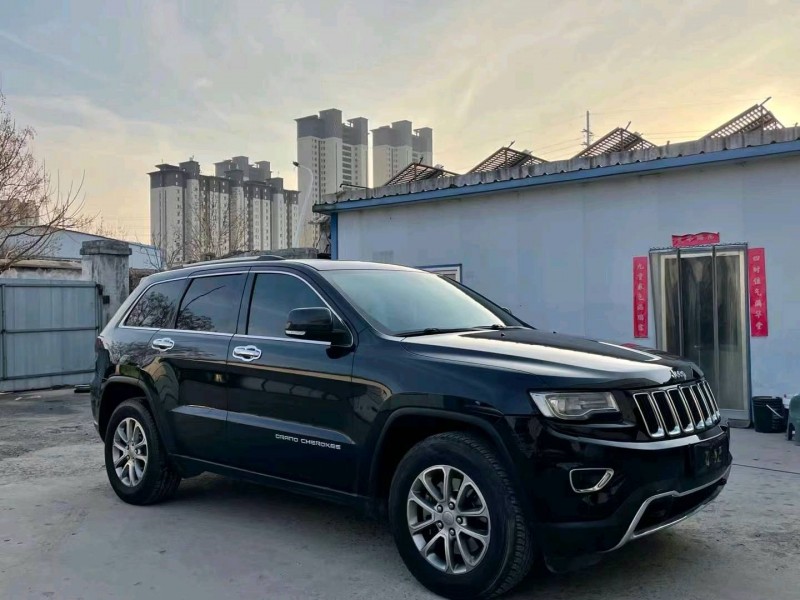 济宁14年Jeep大切诺基3