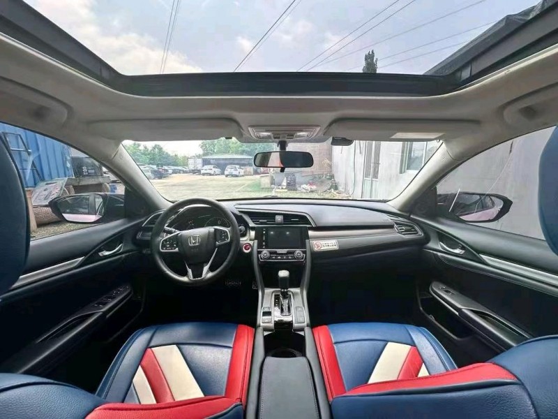 青岛21年本田思域4