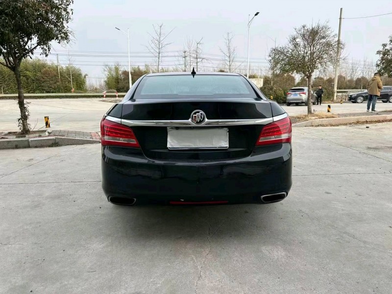 徐州14年别克君越9