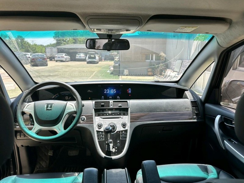 青岛17年纳智捷大7 MPV6