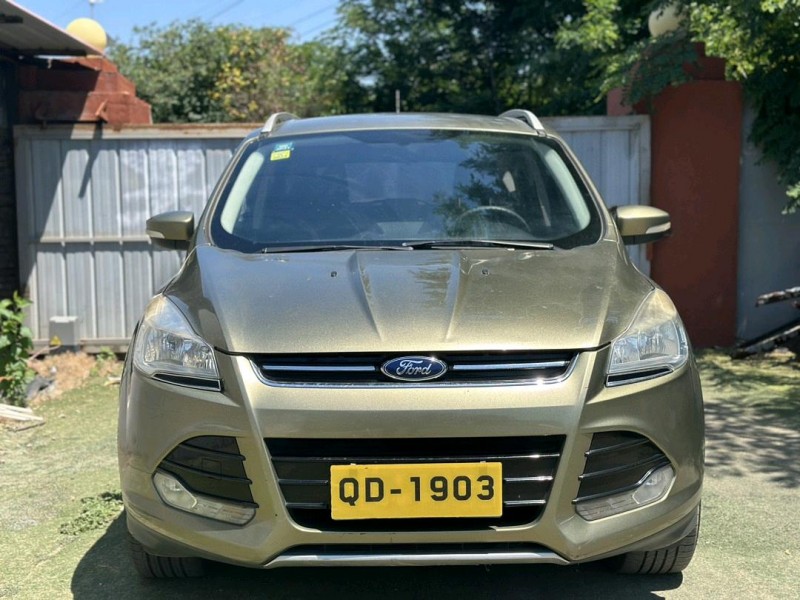 青岛15年福特翼虎1