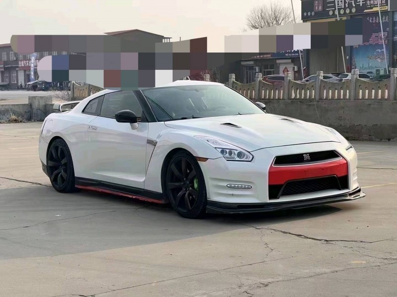天津13年日產GT-R2