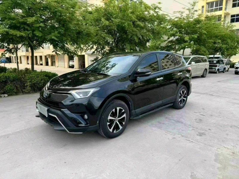 徐州19年丰田RAV4荣放2