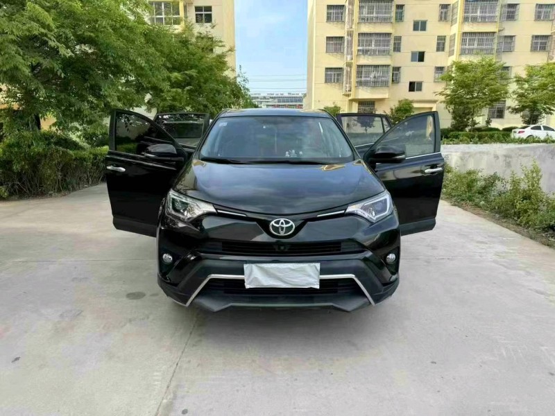 徐州19年丰田RAV4荣放6