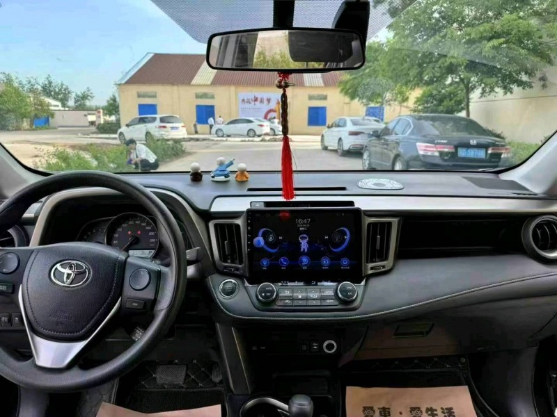 徐州19年丰田RAV4荣放7