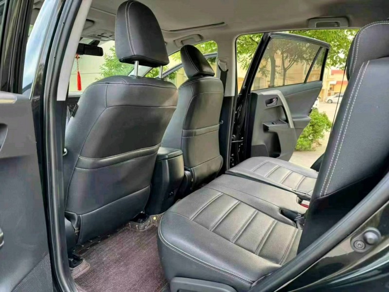 徐州19年丰田RAV4荣放8