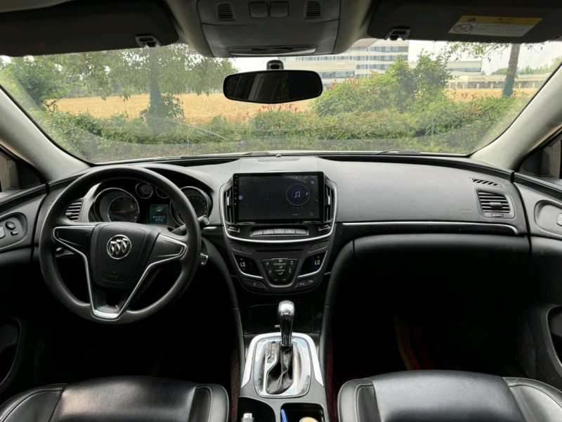 盐城16年别克君威8