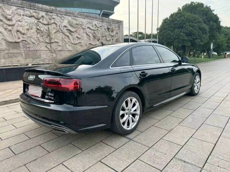 泰州18年奥迪A6L8